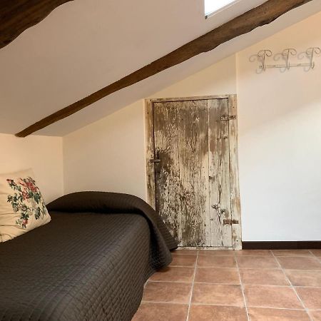 Bed and Breakfast Quattro Gatti Airasca Екстер'єр фото