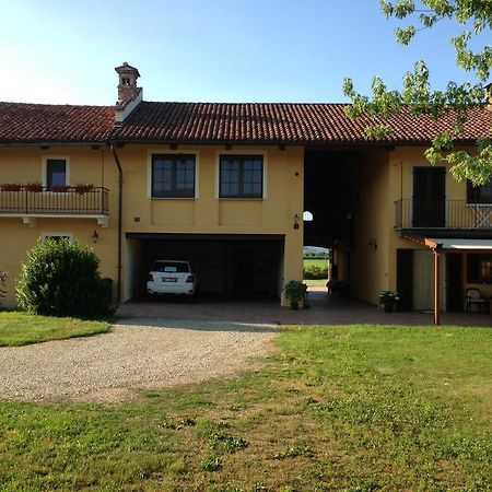 Bed and Breakfast Quattro Gatti Airasca Екстер'єр фото