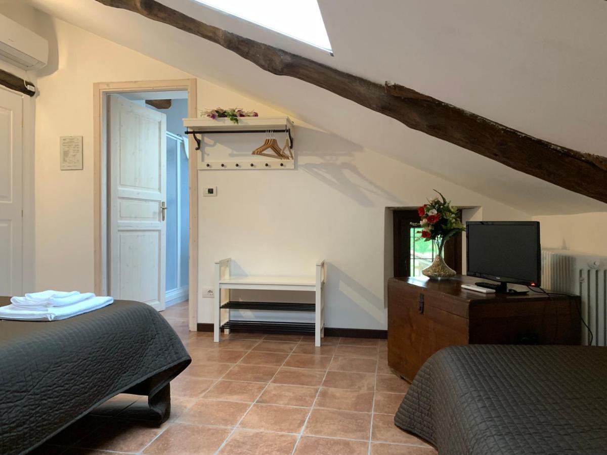 Bed and Breakfast Quattro Gatti Airasca Екстер'єр фото