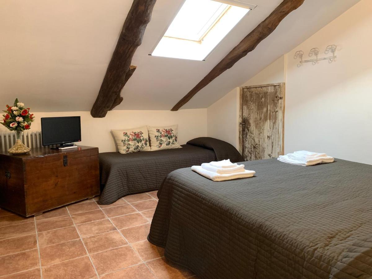 Bed and Breakfast Quattro Gatti Airasca Екстер'єр фото