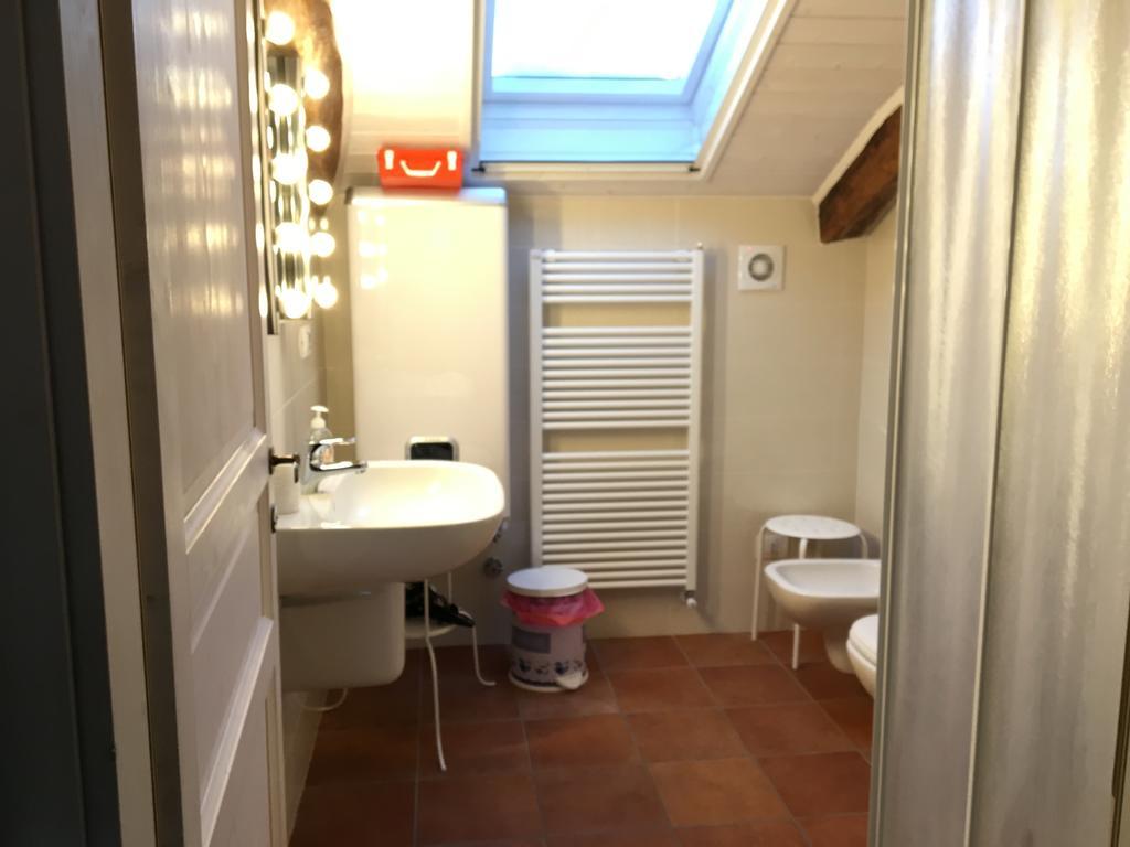 Bed and Breakfast Quattro Gatti Airasca Екстер'єр фото