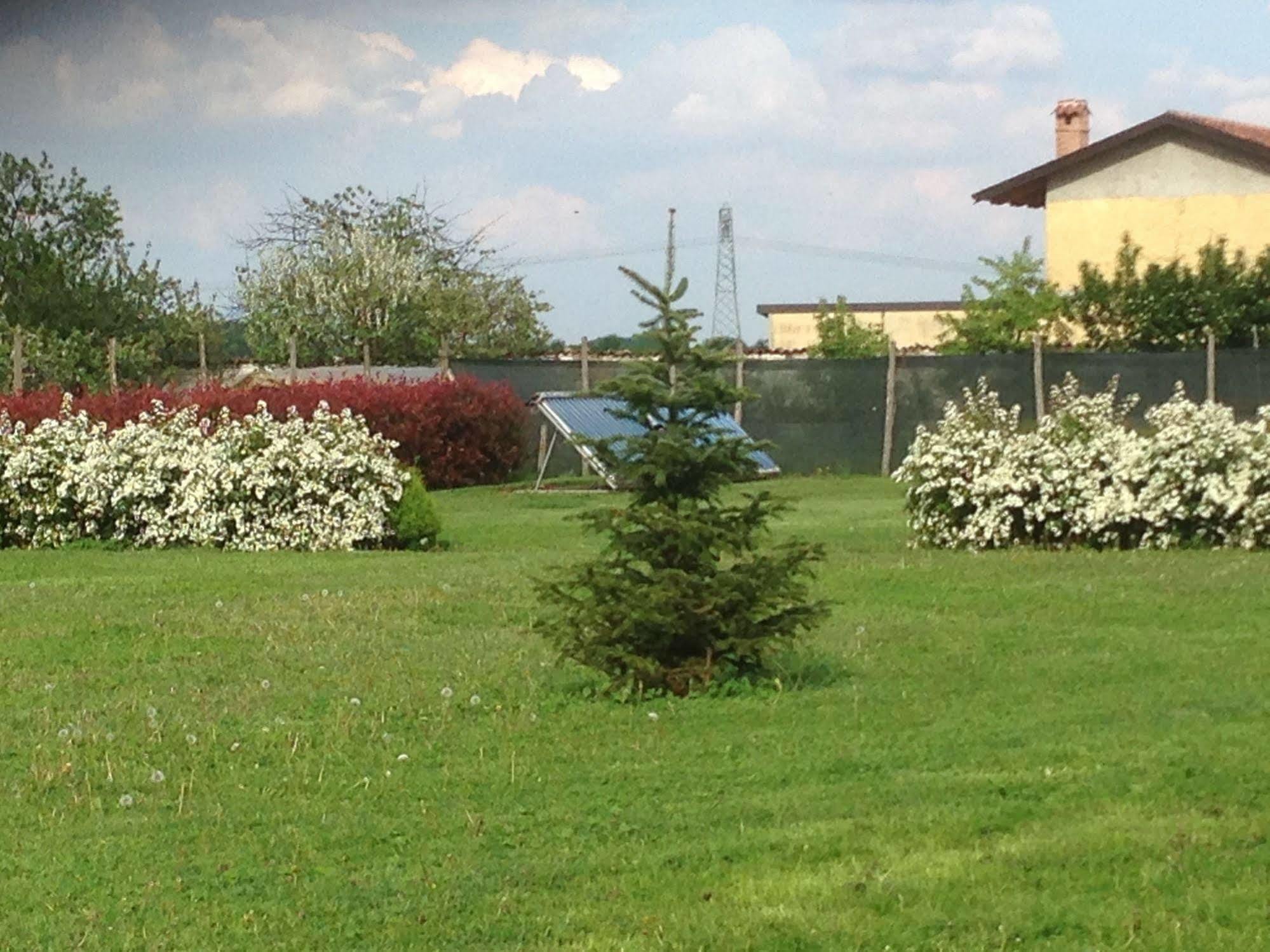 Bed and Breakfast Quattro Gatti Airasca Екстер'єр фото